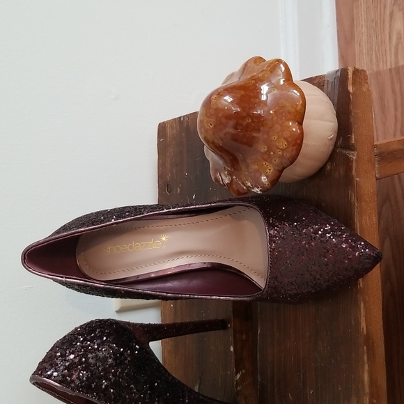 High Heels - Picture 2 of 5